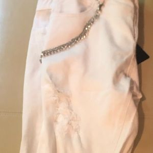 Skinny jeans chain white